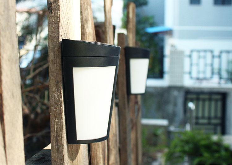 Hikari – Solar Waterproof Garden Wall Light
