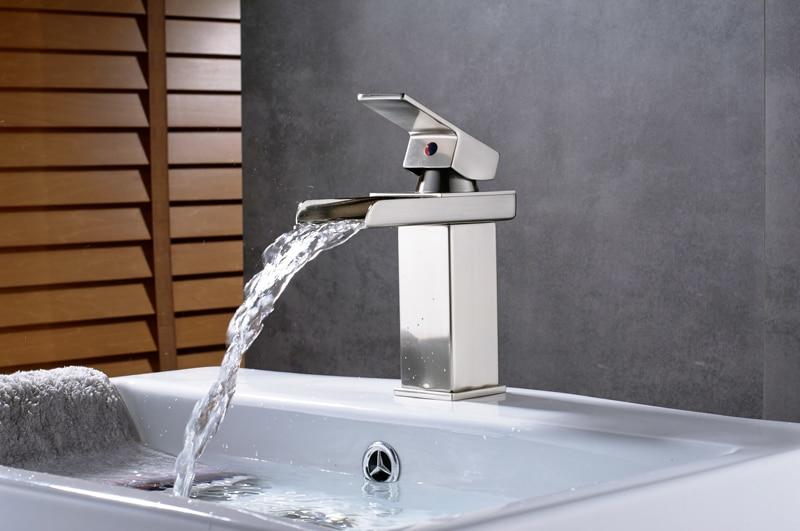 Hadley – Single-Handle Centre-Set Vanity Tap