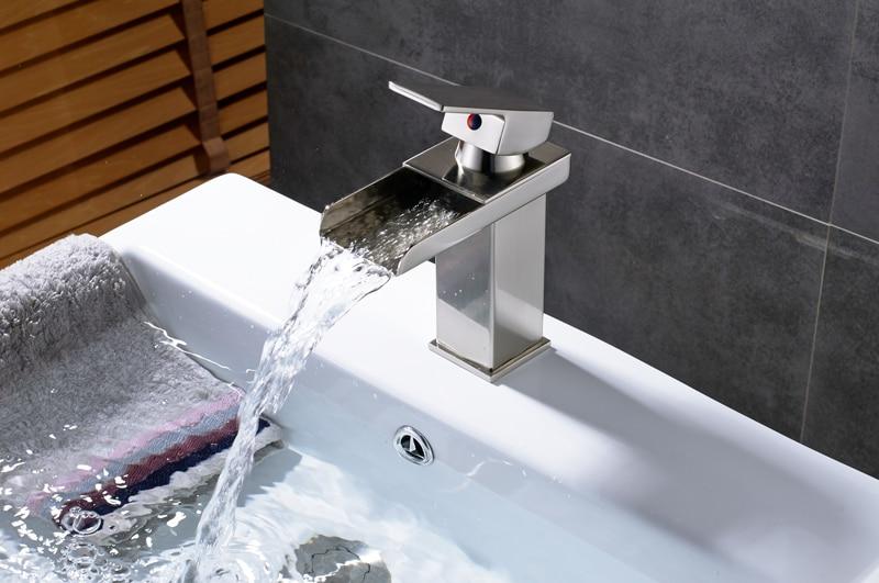 Hadley – Single-Handle Centre-Set Vanity Tap