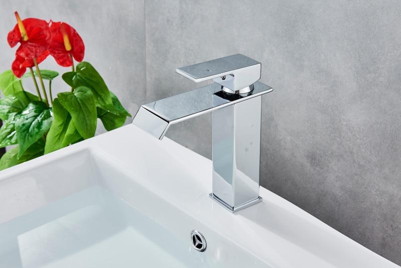 Hadley – Single-Handle Centre-Set Vanity Tap