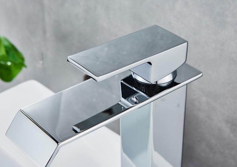 Hadley – Single-Handle Centre-Set Vanity Tap