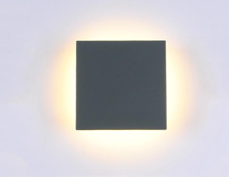 Kiyo – Outdoor Reflection Effect Wall Light