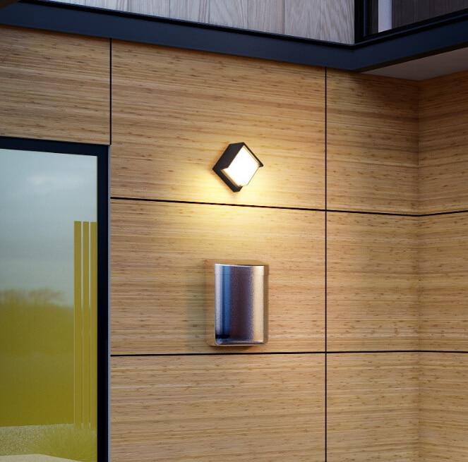 Renza – Waterproof Outdoor LED Wall Lantern
