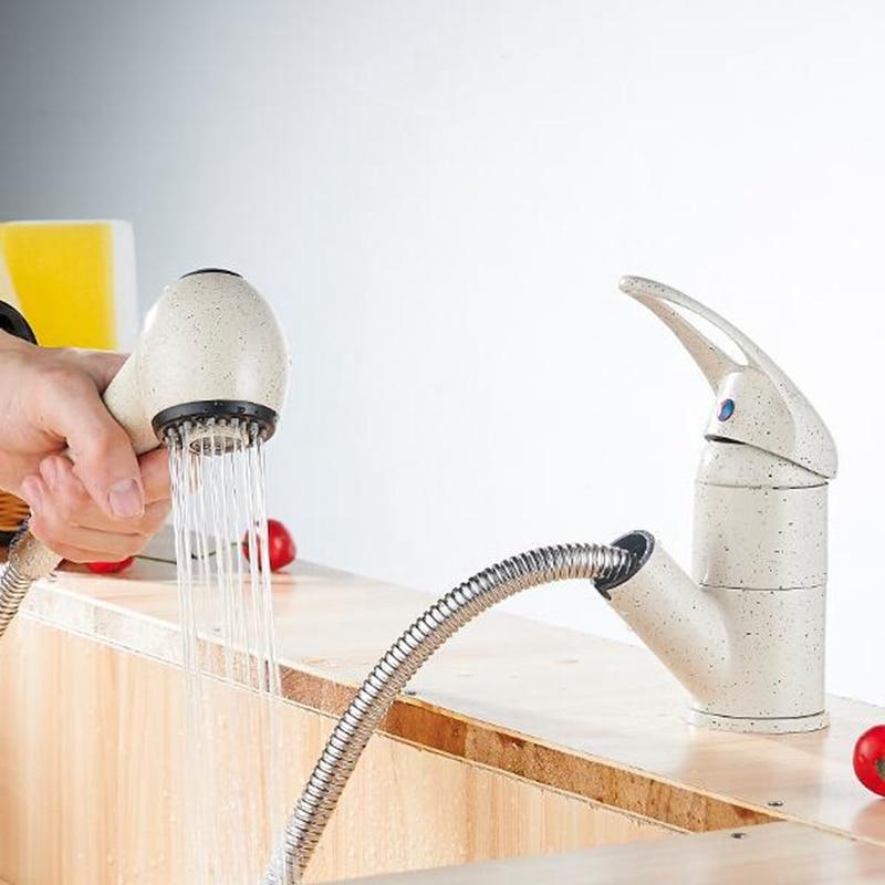 Ravenna – Pull-Out Spray Swivel Kitchen Mixer