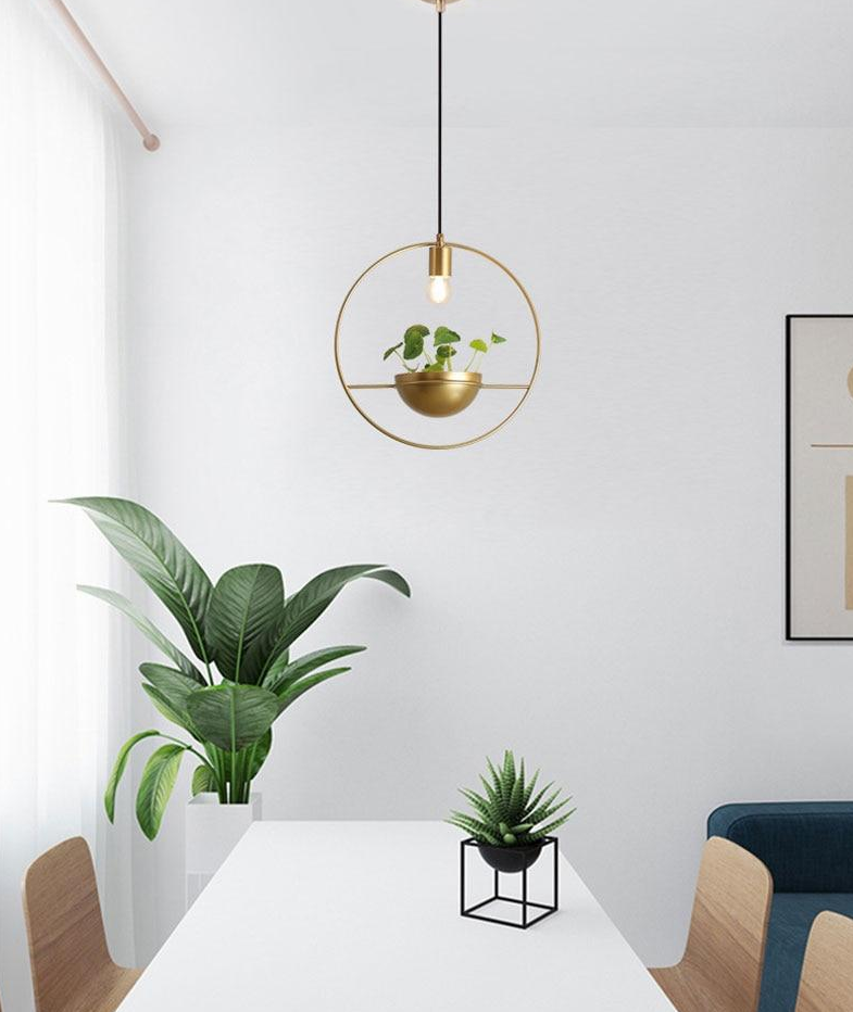 Sui – Plated Metal Planter Pendant