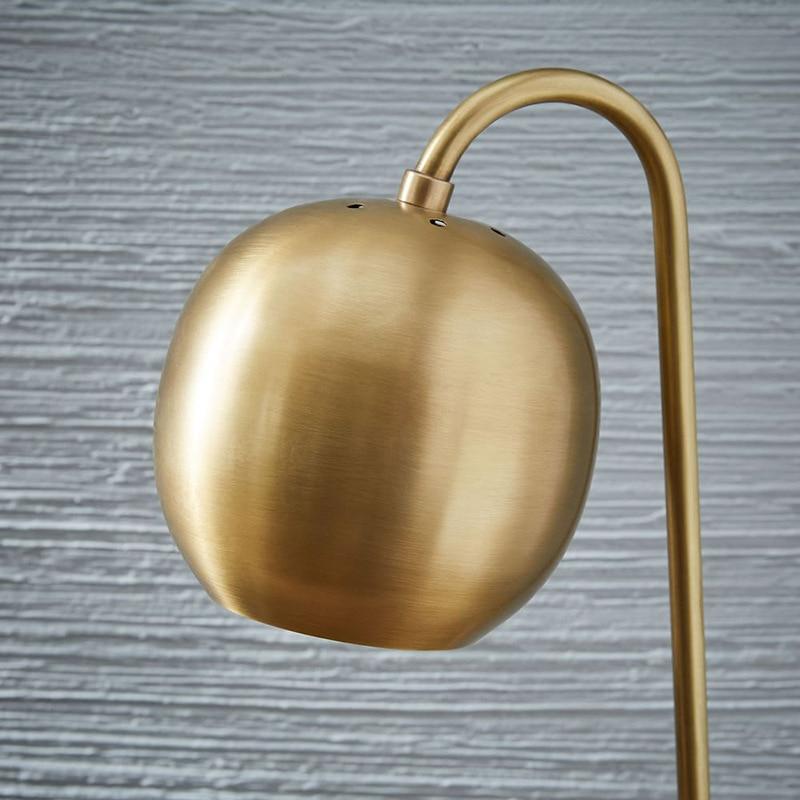 Patina – Copper-Plated Iron Retro Table Lamp