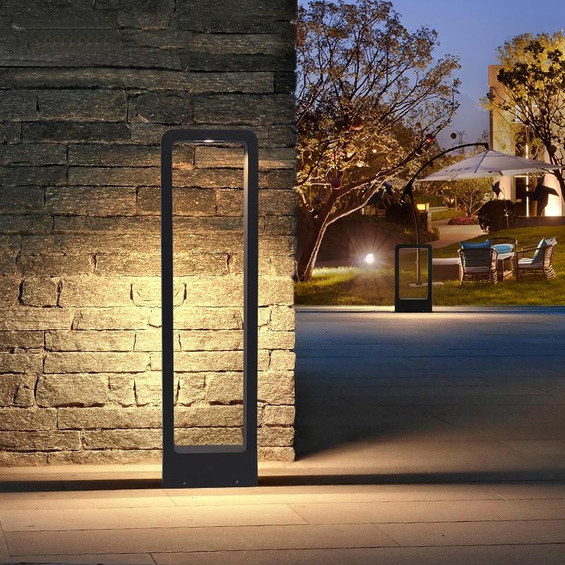 Kuro – Black Aluminium Outdoor LED Frame Light