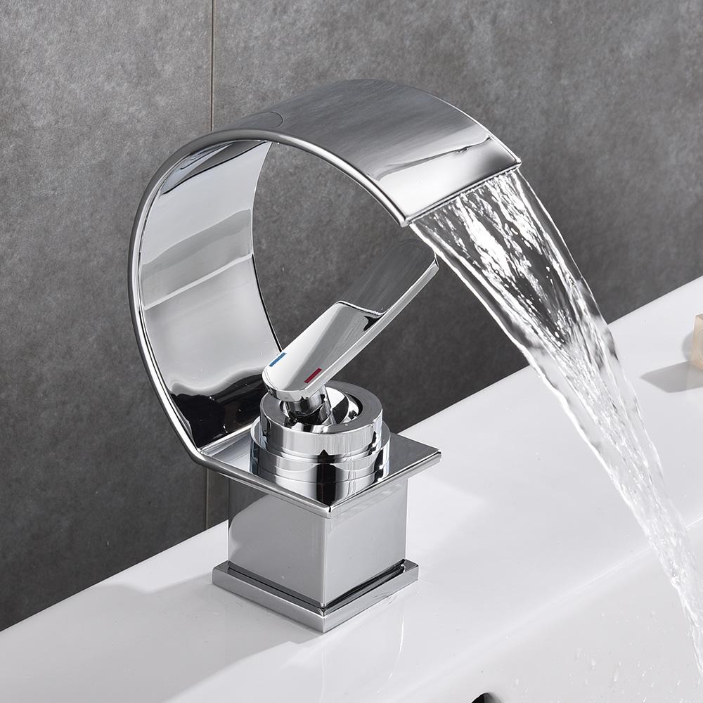 Sluice – Bronze Waterfall Single-Handle Basin Tap
