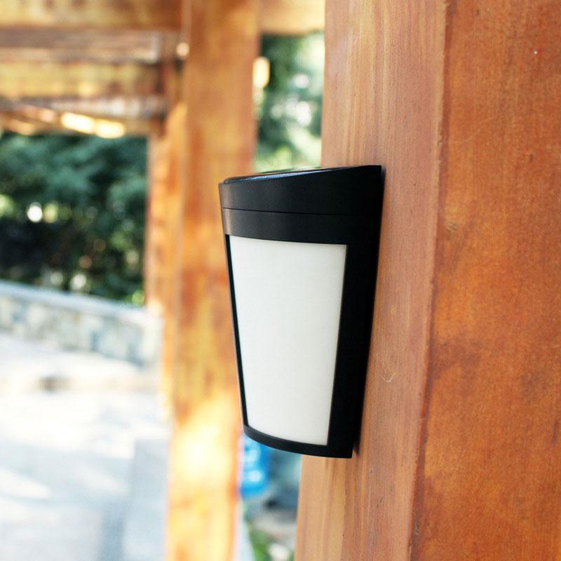Hikari – Solar Waterproof Garden Wall Light