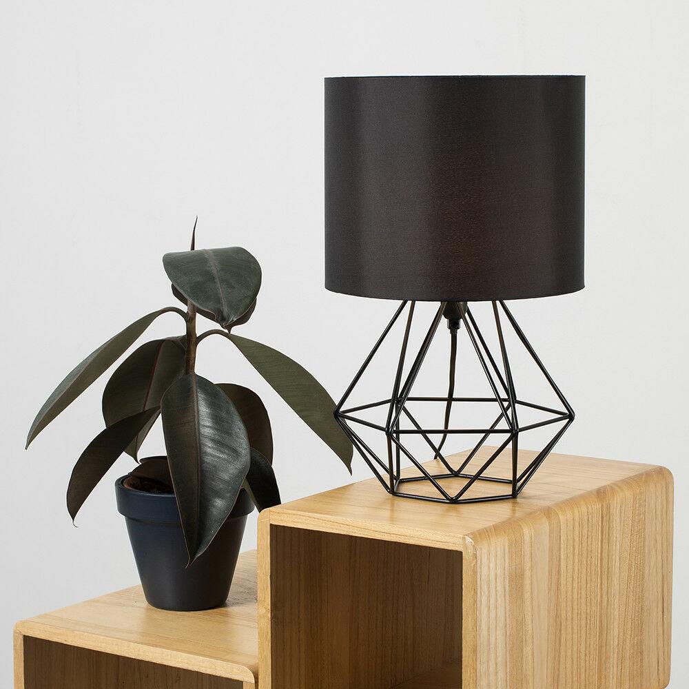 Lattice – Geometric Wire-Frame Metal Table Lamp