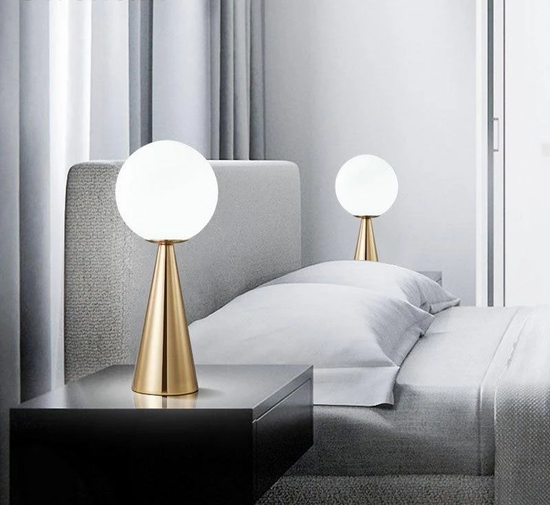 Obelisk – Metal & Glass Cone Table Lamp