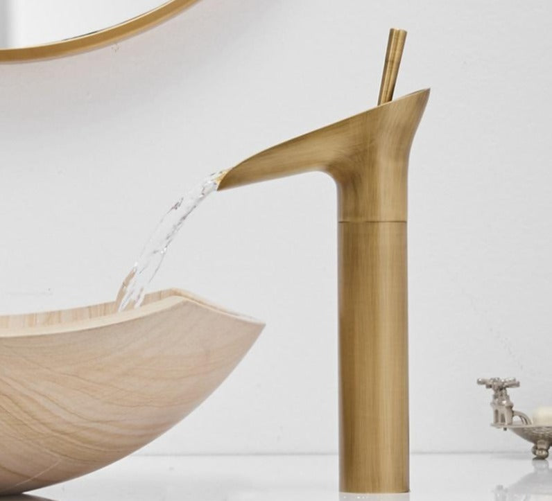 Bergamo – Single Lever Waterfall Basin Tap